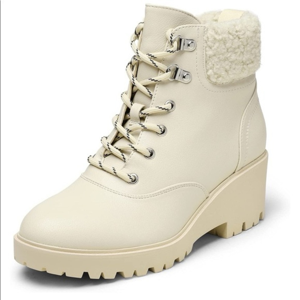 NIB Lace Up Platform Heel Ankle Boots BEIGE WHITE Sold out online